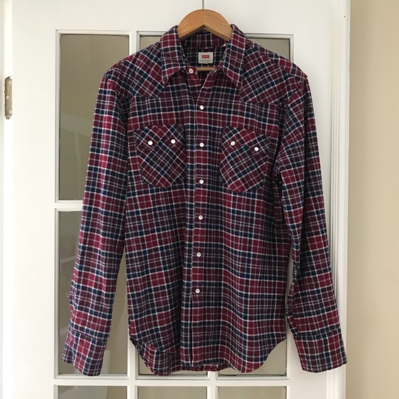 Levi's Other - Levi’s Button Up Flannel Shirt (Men’s)